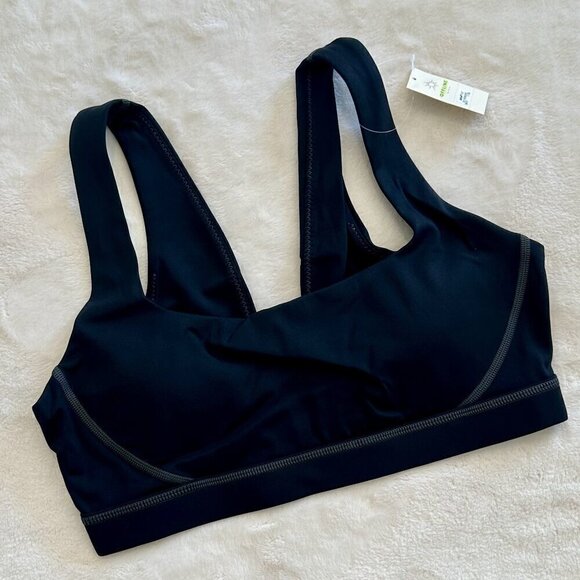 NWT Offline by Aerie Black with Gray Stitching Goals Padded Sports Bra - Size: M - Picture 1 of 8